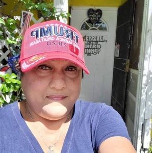 Meet your Posher, Sandra